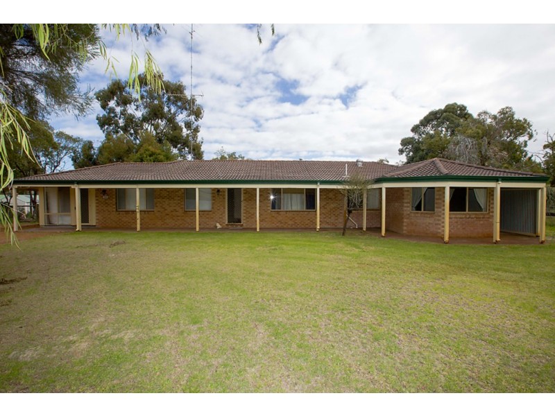 3 Coral Drive, Leschenault WA 6233