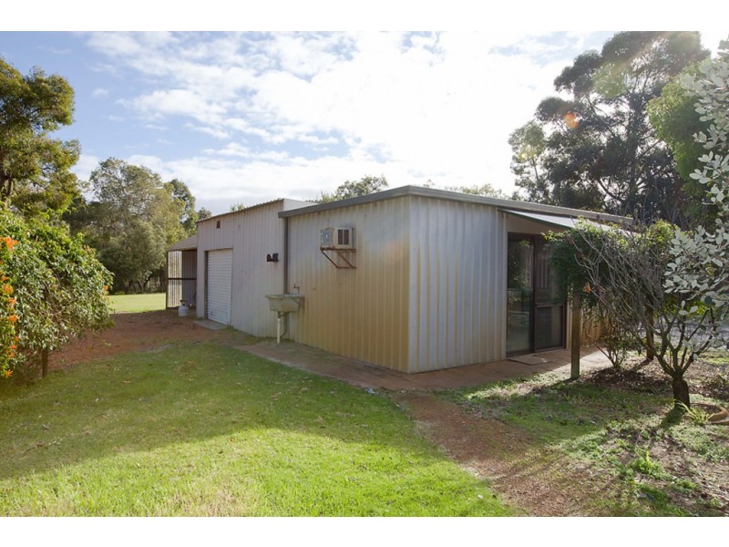 3 Coral Drive, Leschenault WA 6233