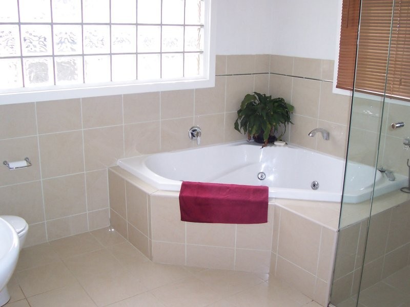 35 Hill Street, Box Hill South VIC 3128