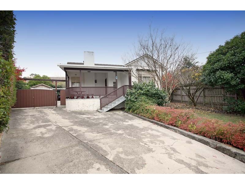 16  Hiddleston Avenue, Box Hill South VIC 3128