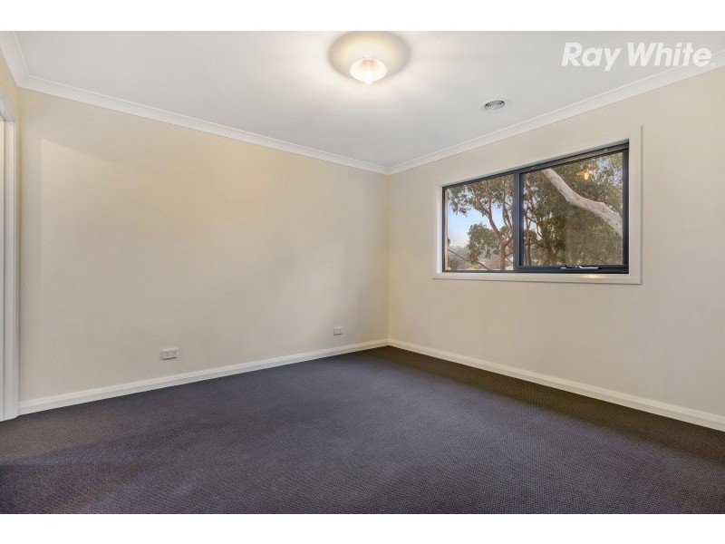 18 Woodview Court, Croydon North VIC 3136