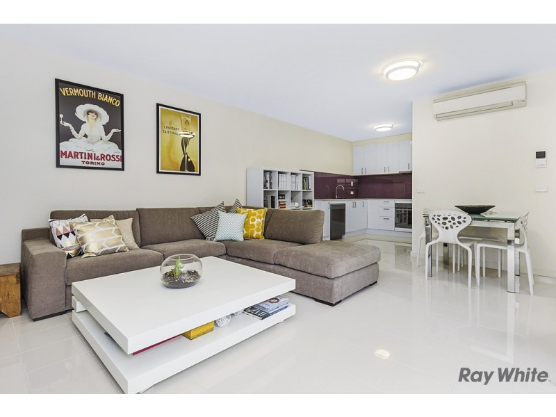 202/1136 Whitehorse Road, Box Hill VIC 3128