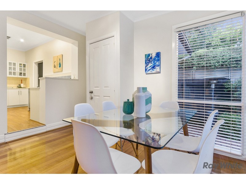 2 Grandview Road, Box Hill South VIC 3128