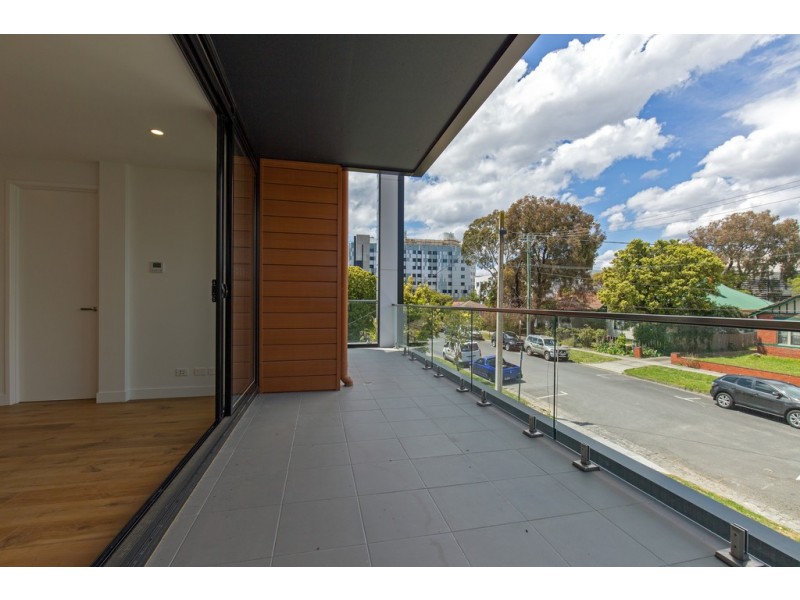 105/19 Wellington Road, Box Hill VIC 3128