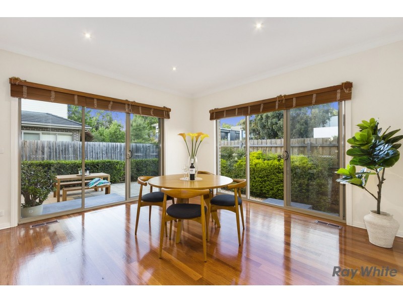 31 Kingswood Rise, Box Hill South VIC 3128