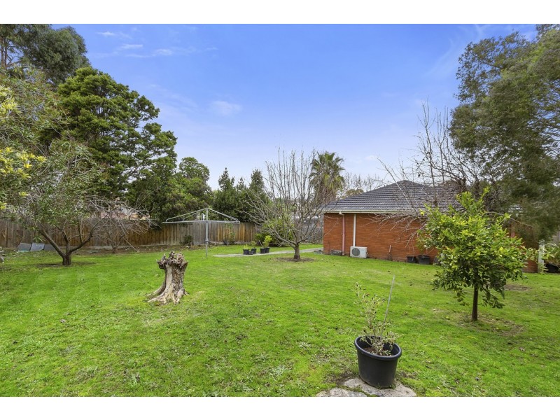 29 Renshaw Street, Doncaster East VIC 3109