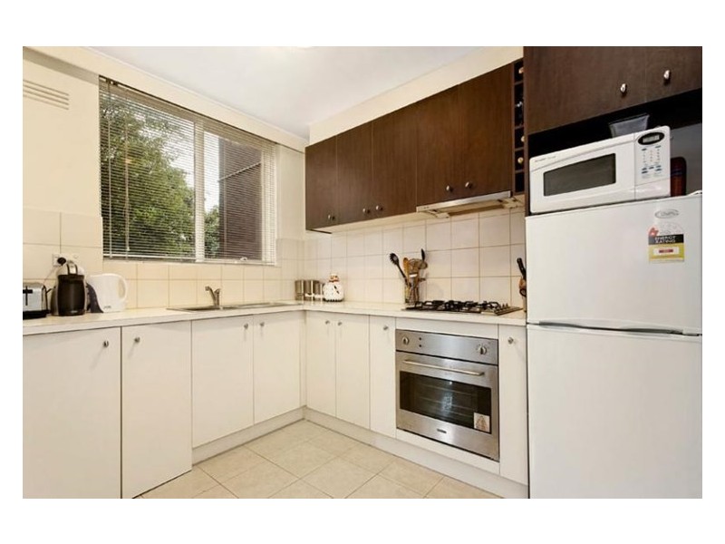 2/11 Bishop Street, Box Hill VIC 3128