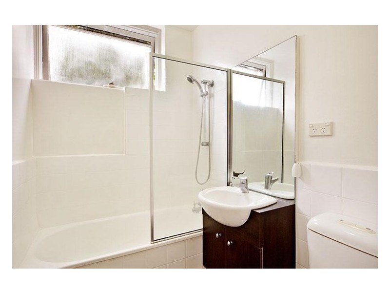 2/11 Bishop Street, Box Hill VIC 3128
