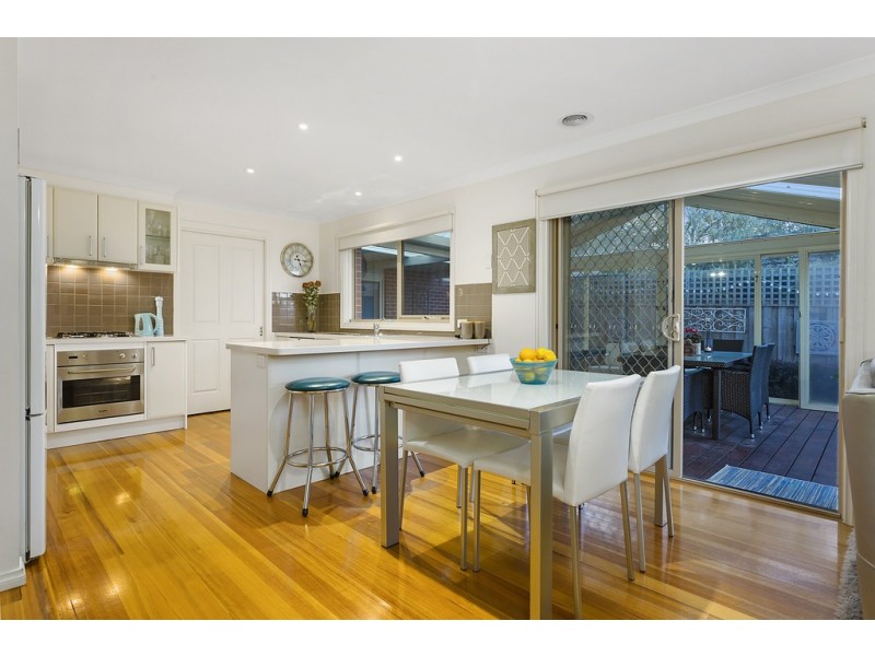 1/3 Leach Ave, Box Hill North VIC 3129