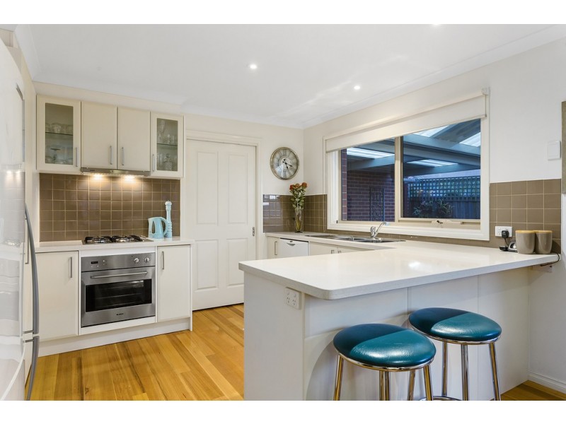 1/3 Leach Ave, Box Hill North VIC 3129