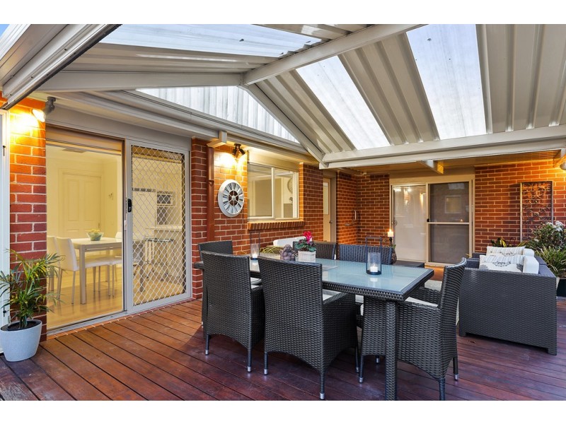 1/3 Leach Ave, Box Hill North VIC 3129