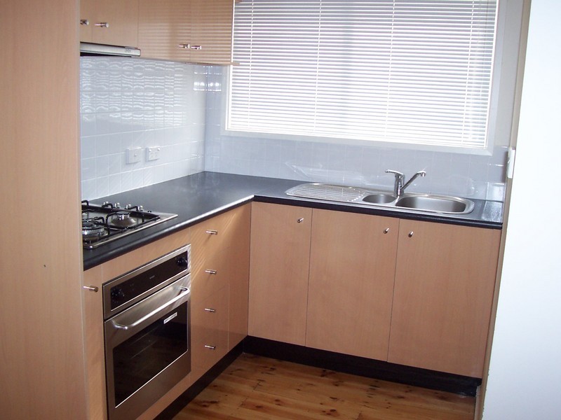 2/32 Simpsons Road, Box Hill VIC 3128