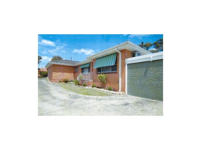 2/9 Bronte Ave, Burwood VIC 3125