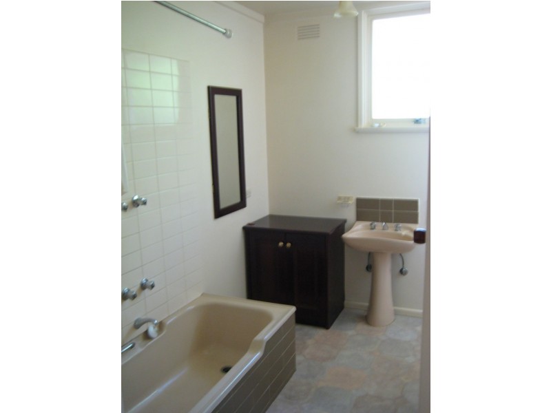 40 Shady Grove, Nunawading VIC 3131