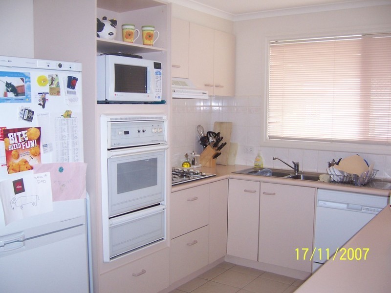 1/37 Koonung Road, Blackburn North VIC 3130