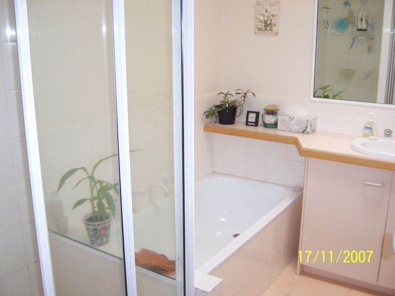 1/37 Koonung Road, Blackburn North VIC 3130