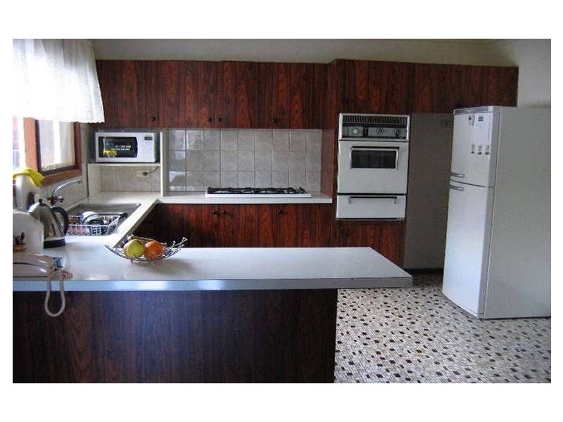 1/387 Elgar Rd, Mont Albert VIC 3127