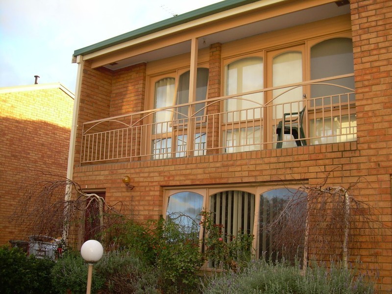 2/1110 Whitehorse Road, Box Hill VIC 3128