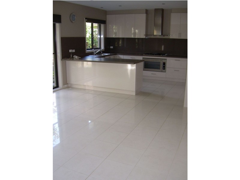 2 Papagee Lane, Box Hill North VIC 3129