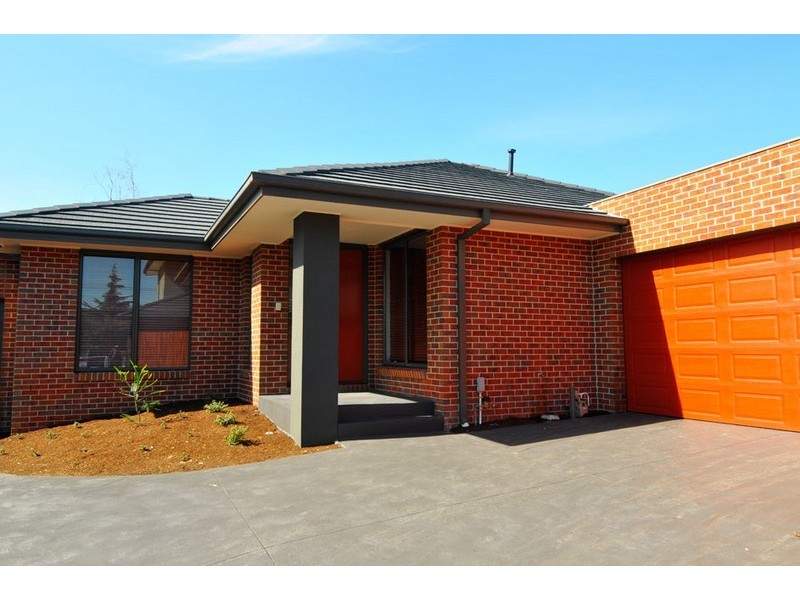 3/2 Montpellier Road, Burwood VIC 3125