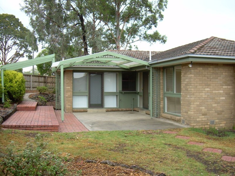 83 Eley Rd, Box Hill South VIC 3128