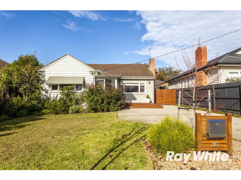 30 Surrey Street, Box Hill South VIC 3128
