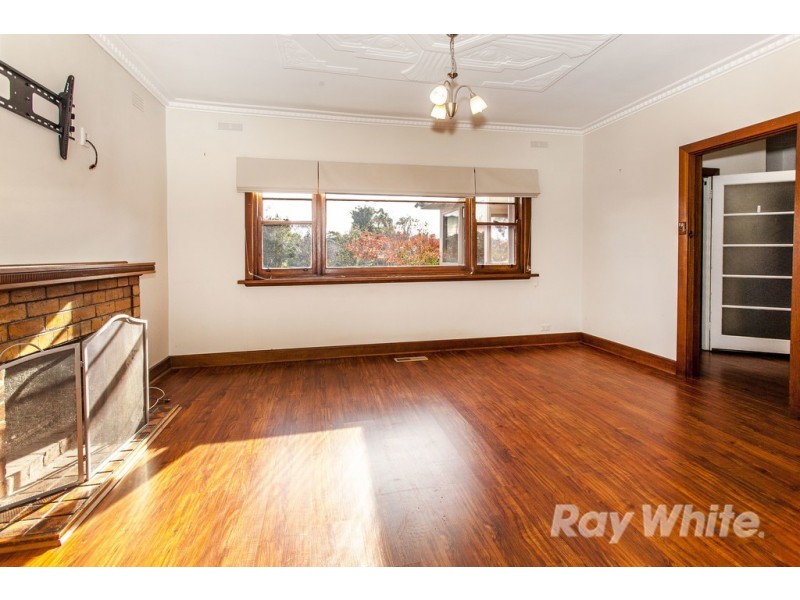 30 Surrey Street, Box Hill South VIC 3128