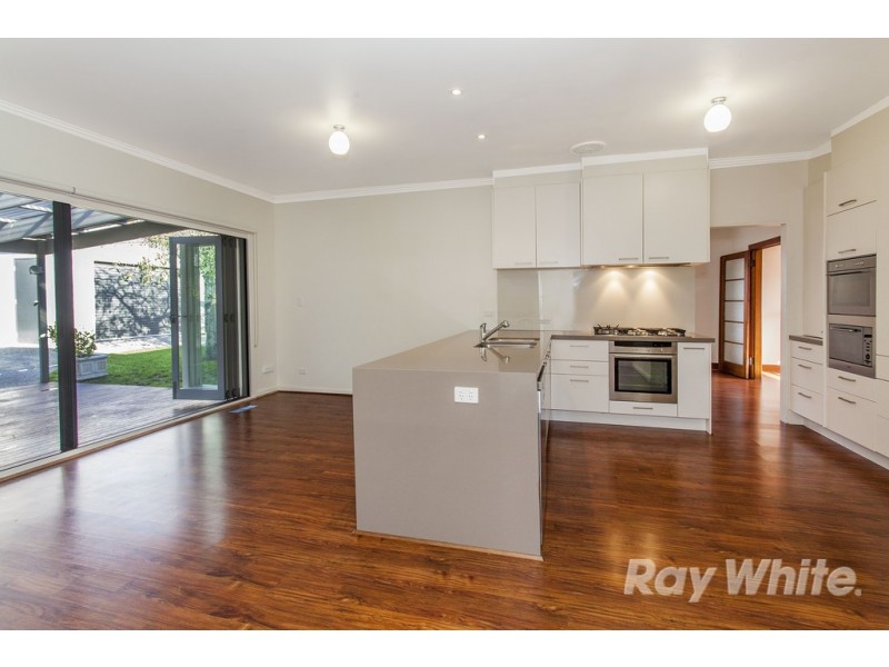 30 Surrey Street, Box Hill South VIC 3128