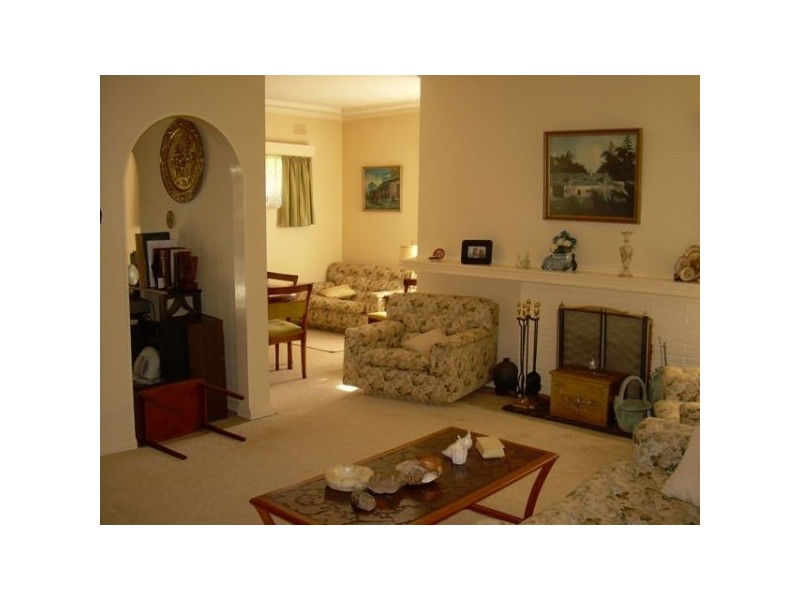 591 Elgar Road, Mont Albert North VIC 3129