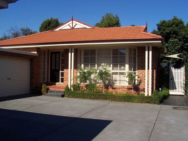 2/15 Twyford St, Box Hill North VIC 3129