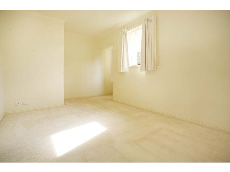 3/92-94 Carrington Rd, Box Hill VIC 3128