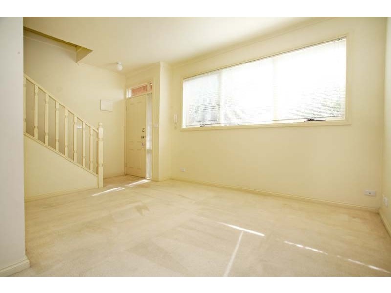 3/92-94 Carrington Rd, Box Hill VIC 3128