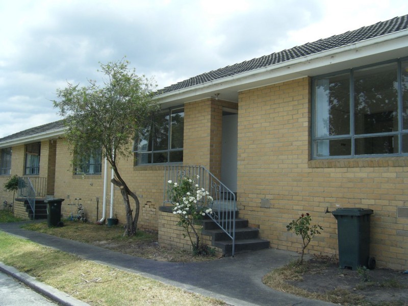 2/2 Allison Rd, Box Hill North VIC 3129
