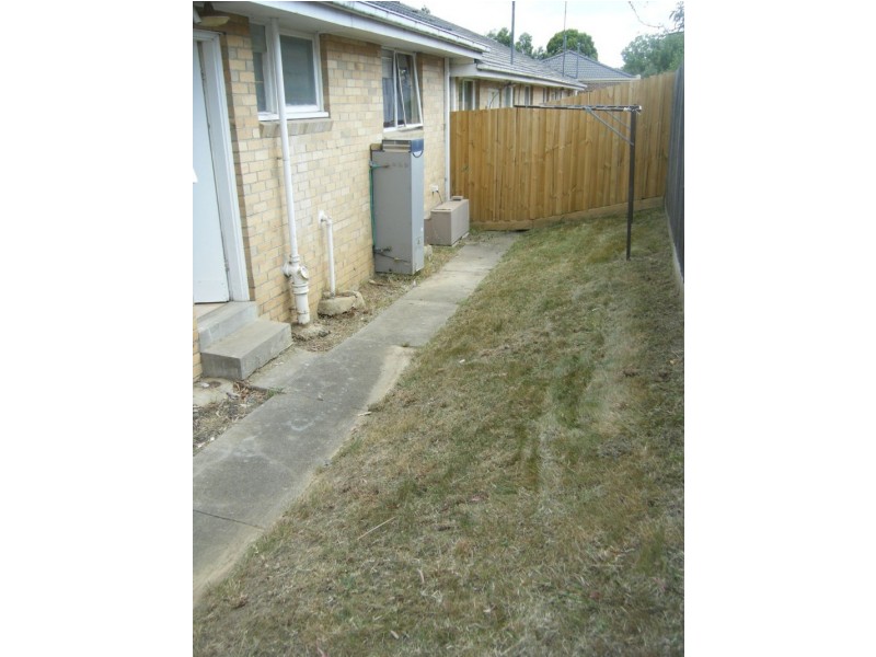 2/2 Allison Rd, Box Hill North VIC 3129