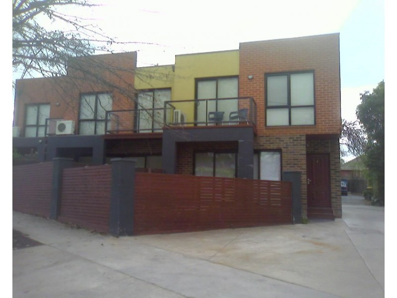 3/2-4  Park Road, Surrey Hills VIC 3127