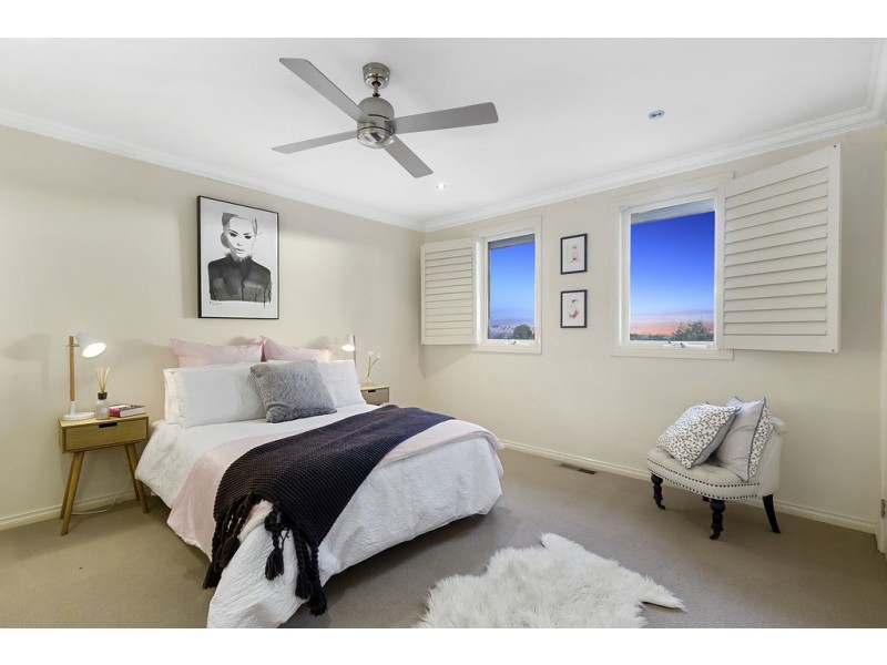 86 Leeds Street, Doncaster East VIC 3109