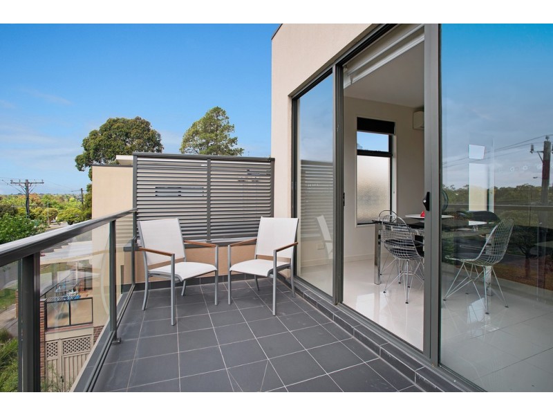 301/1136 Whitehorse Road, Box Hill VIC 3128