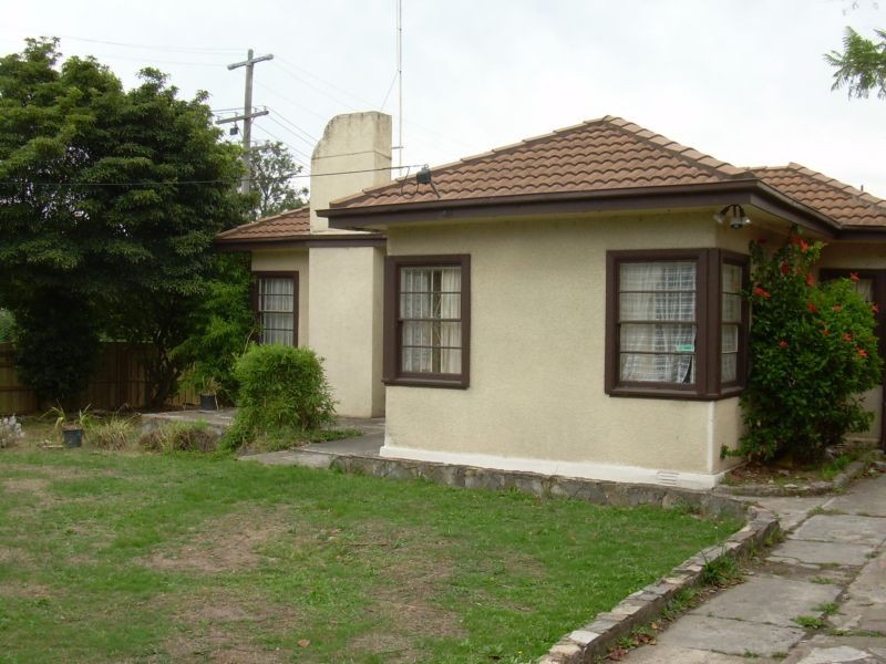 41 Station St, Burwood VIC 3125