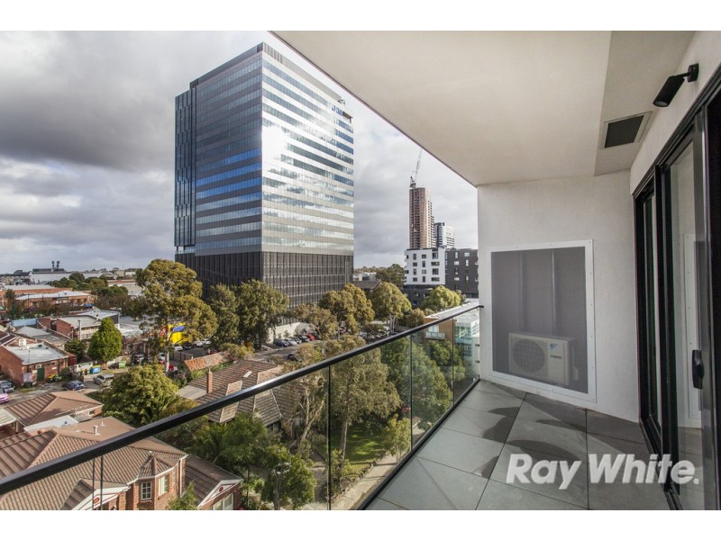 610/2-4 Elland Avenue, Box Hill VIC 3128