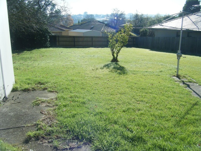 13 Loraine Ave, Box Hill North VIC 3129