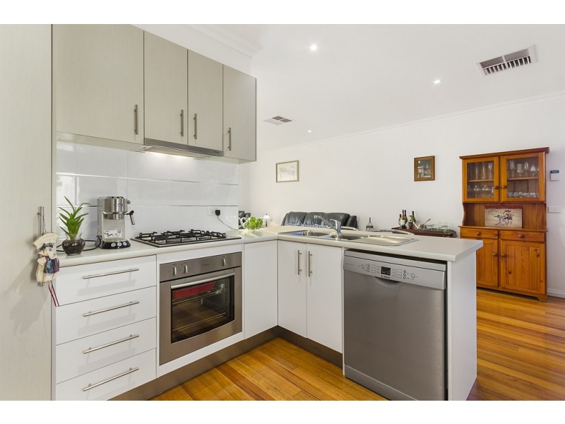 10 Warwick Street, Box Hill North VIC 3129