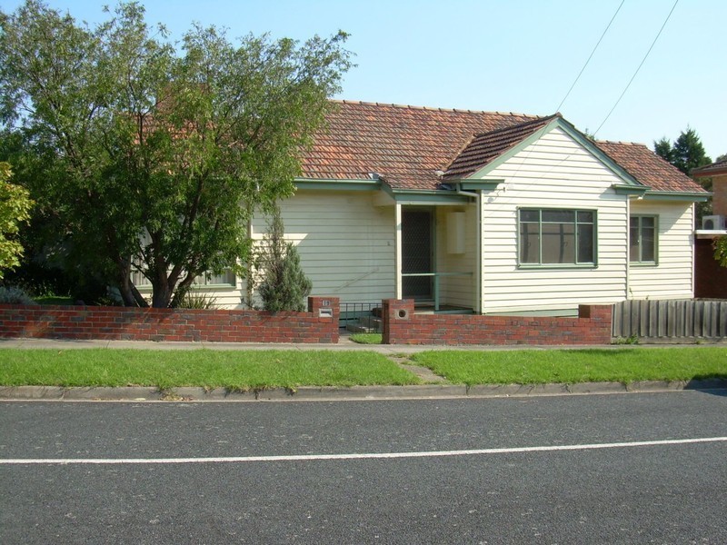 19 Eley Rd, Box Hill South VIC 3128