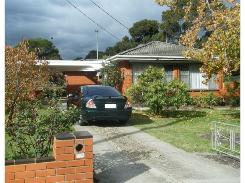 18 Wetherby Rd, Doncaster VIC 3108