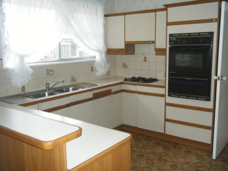 18 Wetherby Rd, Doncaster VIC 3108