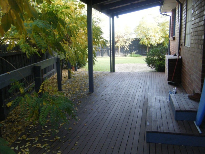 38 Samuel St, Blackburn South VIC 3130