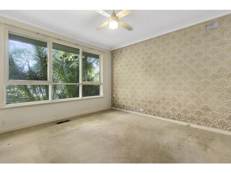 16 Strabane Avenue, Mont Albert North VIC 3129