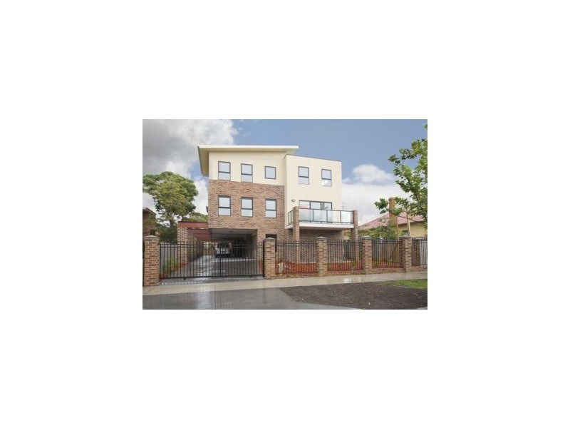 1/1140 Whitehorse Rd, Box Hill VIC 3128