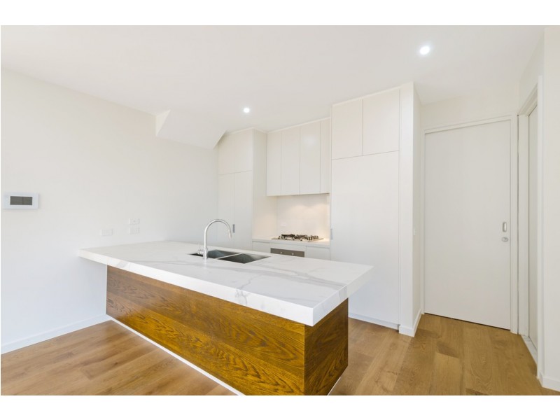 2/3 Lodge Road, Camberwell VIC 3124
