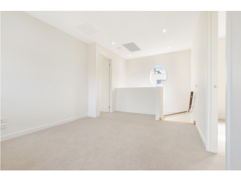 2/3 Lodge Road, Camberwell VIC 3124