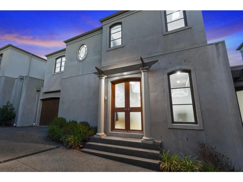 2/3 Lodge Road, Camberwell VIC 3124